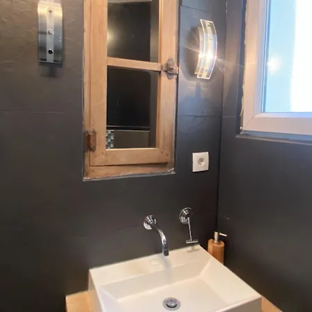 Cozy 40 M Near Pere-Lachaise *